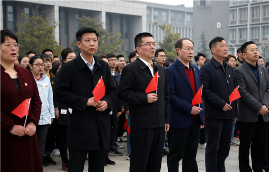 （供稿 教育列表 三吳大地南京 移動版）中國藥科大學“國旗下的公開課”正式開講