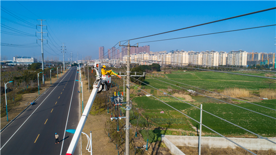 （國網蘇州供電公司供稿 企業列表 三吳大地蘇州 移動版）【蘇力同心戰疫情】蘇州電網助推企業 “開足馬力”復工復産