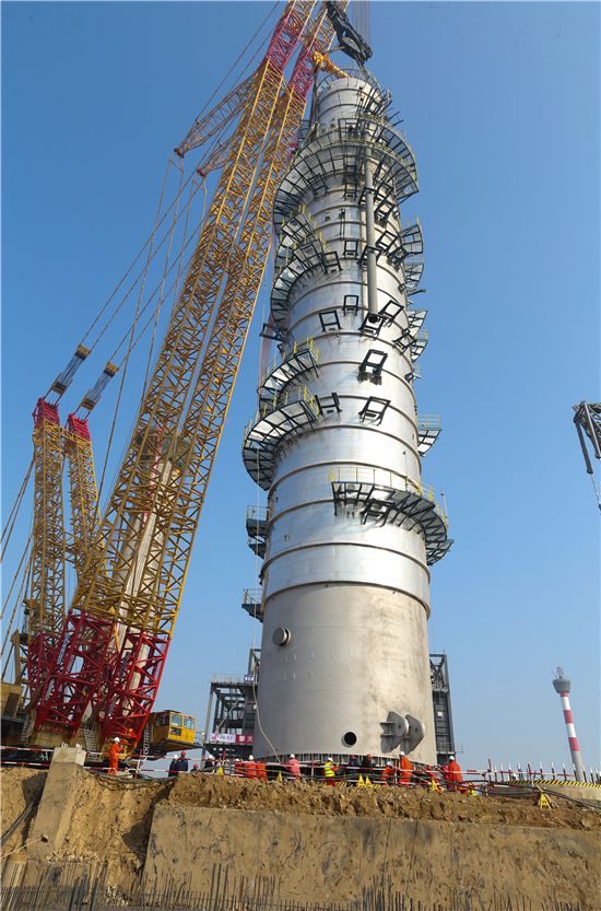 確認表述（B 園區 三吳大地連雲港）江蘇省連雲港市：盛虹煉化一體化項目最大常壓塔成功吊裝