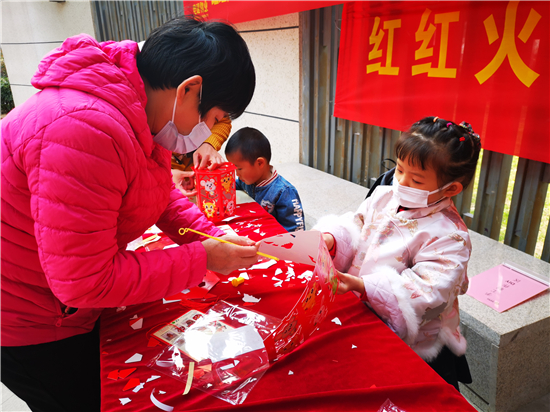 （B 教育 三吳大地南京）南京市下廟社區：紅紅火火鬧元宵 歡歡喜喜猜燈謎