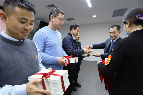 （B 財經列表 三吳大地蘇州 移動版）中國移動雲能力中心以黨史學習教育激發“為國建雲”使命擔當