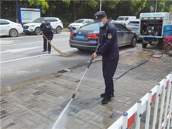 南京市雨花臺區樹立新時代為民服務城管新形象_fororder_圖片21