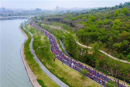 南京仙林半程馬拉松邀跑友感受山水城林錦繡路_fororder_圖片26