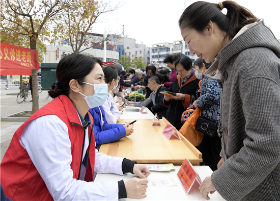 “點亮抗癌之路 助力健康中國”第27屆全國腫瘤防治宣傳周海安市人民醫院在行動_fororder_5