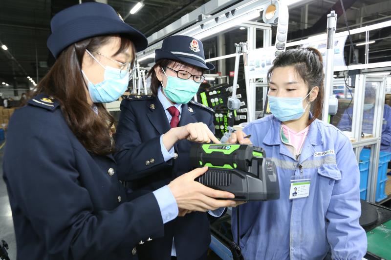 ok（原創 創新江蘇列表 三吳大地南京 移動版）南京稅務：“點對點”走訪 落實落細稅收政策