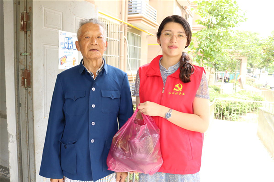 蘇州張家港樂余鎮：“小菜園”種出惠民“心”風景_fororder_圖片7_副本