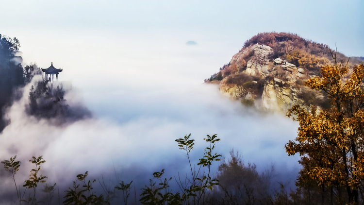 連雲港灌雲：秋色染醉大伊山