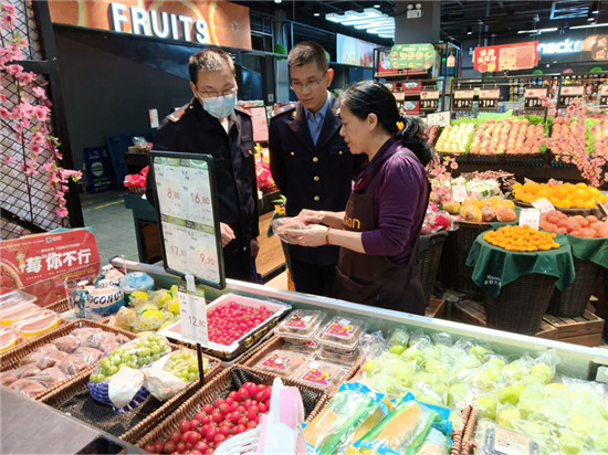 南通崇川任港街道：擰緊進口水果“安全閥” 疫情監管不鬆懈_fororder_圖片9