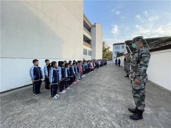 蘇州姑蘇區退役軍人事務局開展特色延時班“小兵團軍訓課”_fororder_圖片4