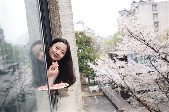 東南大學櫻花盛開吸引師生打卡“滿園春色”_fororder_圖片 1