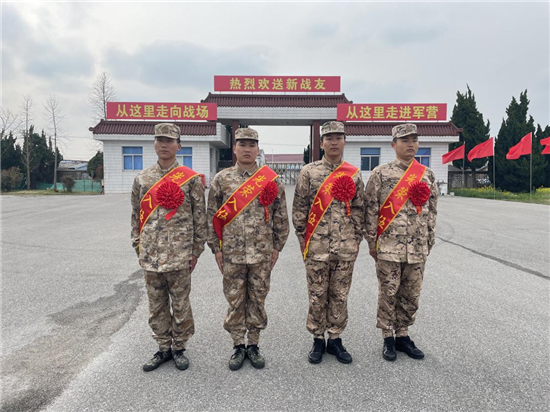 揚帆起航踏征程 西亭男兒鑄軍魂_fororder_圖片1_副本