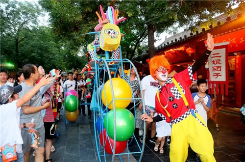 （供稿 旅遊列表 三吳大地南京 移動版）夏天相約清明上河園 帶“你”開啟“歡樂狂歡”模式（列表頁標題）  夏天相約清明上河園 開啟“歡樂狂歡”模式