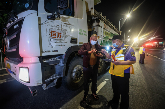 嚴抓渣土整治 南京市雨花臺區城管局規範執法促提升_fororder_12