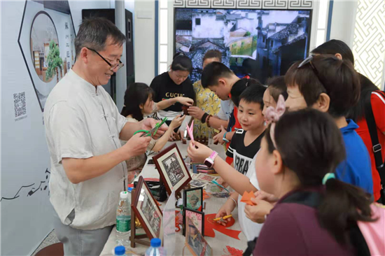 （供稿 文體列表 三吳大地蘇州 移動版）“指尖上的吳中”蘇州工匠園浦東機場開展