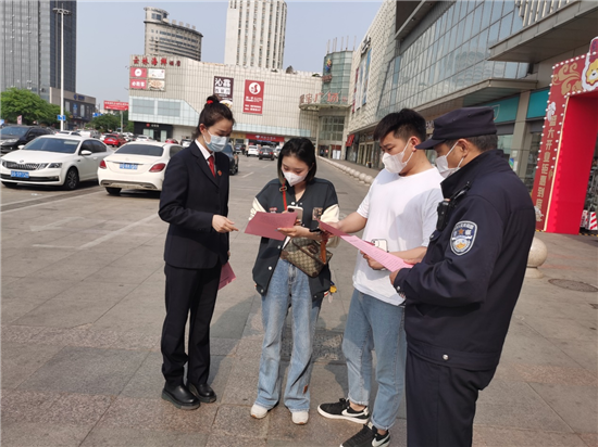 連雲港市連雲區檢察院組織開展反有組織犯罪法宣傳活動_fororder_圖片4