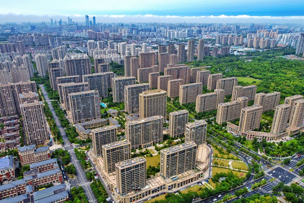 無錫：雨過天晴碧空如洗 白雲飄絮美景如畫