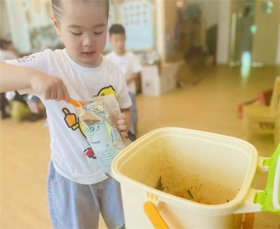 南京建鄴江心洲街道打造特色幼兒園助力垃圾分類進校園_fororder_圖片 8