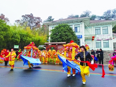 六合“玉兔迎新春”民俗表演熱鬧上演 民俗賀新春 樂享文化年