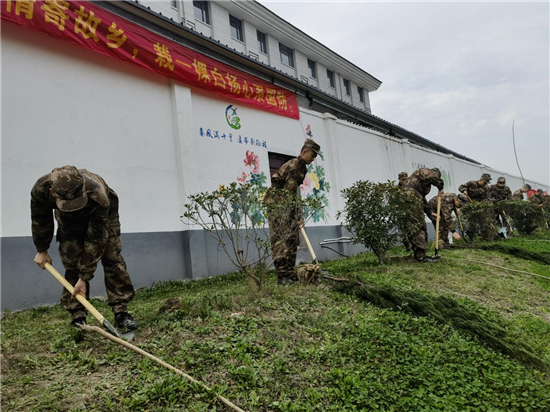 如皋：種一株青松情寄故鄉 栽一棵白楊心繫國防_fororder_4