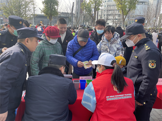 蘇州獅山橫塘：“城管社區+”支部聯動服務展初心 讓冬訓躍動更多“志願紅”_fororder_圖片 1