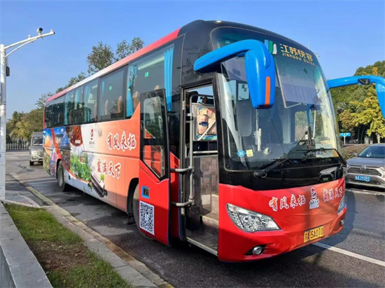 南京棲霞旅遊直通車正式發車力邀市民看花賞春_fororder_圖片1