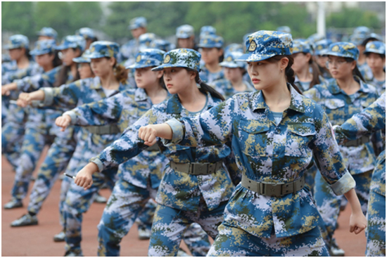 （供稿 文體列表 三吳大地南京 移動版）南京藝術學院進行2019級新生軍訓