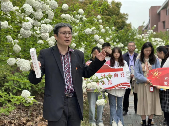 泰州職業技術學院藥學院繡球灣裏“五育並舉”花團錦簇_fororder_圖片3