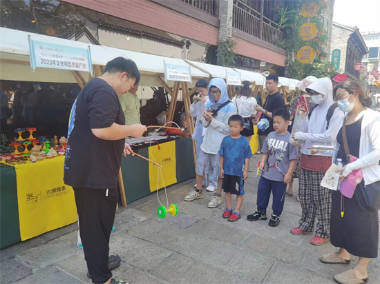 南京熙南裏街區多項非遺活動助力市民遊客感受非遺魅力_fororder_圖片 3