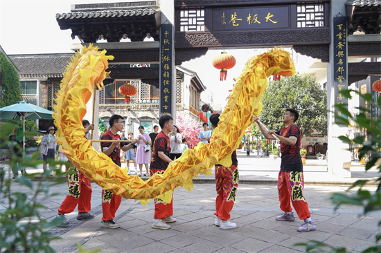 南京熙南裏街區多項非遺活動助力市民遊客感受非遺魅力_fororder_圖片 1