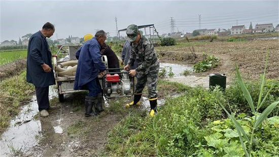 南通海安民兵挑戰急難險重任務 勇當急先鋒_fororder_1