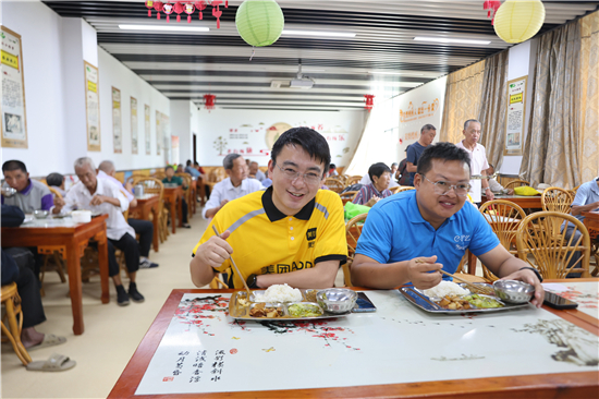 泰州高港政協：“有事好商量”助力建成泰州市首家“騎手食堂”_fororder_6