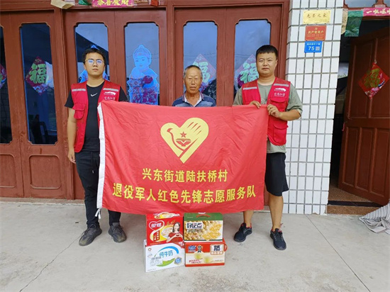 南通市興東街道陸扶橋村：全面推行“網格+退役軍人服務”_fororder_圖片2