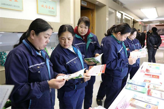 江陰市第十八屆“農民工學法活動周”活動成功舉辦_fororder_圖片3