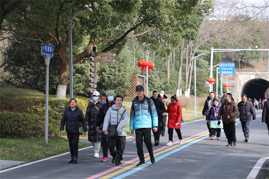 南京市棲霞區殘聯舉辦“殘健攜手 快樂同行”健身走活動_fororder_圖片2