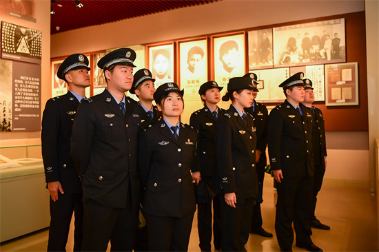 南京女子監獄團委聯合南京片區各單位開展祭奠雨花英烈主題團日活動_fororder_圖片23