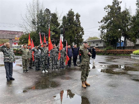 南通如皋市丁堰鎮人武部開展清明節祭掃活動_fororder_圖片1