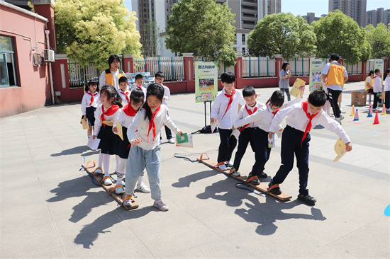 “雛鷹護法”“典”伴成長 泰州市第二屆法治兒童節暨法治嘉年華活動在海陵舉辦_fororder_圖片4