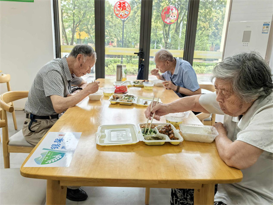 無錫東港：守護老人幸福“食”光_fororder_圖片6