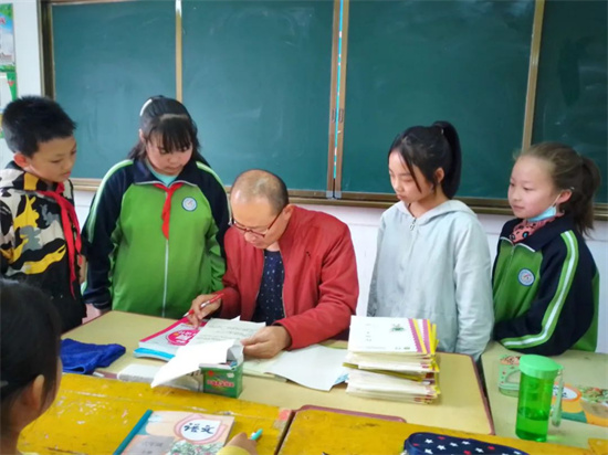 鹽城東臺市五烈鎮廉貽小學老師武錦華：山海情懷獻赤誠 援耀支教鐫初心_fororder_圖片3