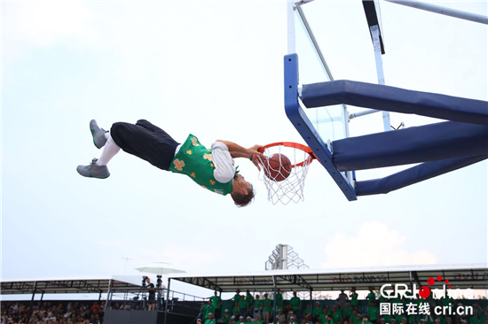 （原創 文體列表 三吳大地南京 移動版）“NBA 5v5”南京站開賽 賈森·威廉姆斯空降賽場