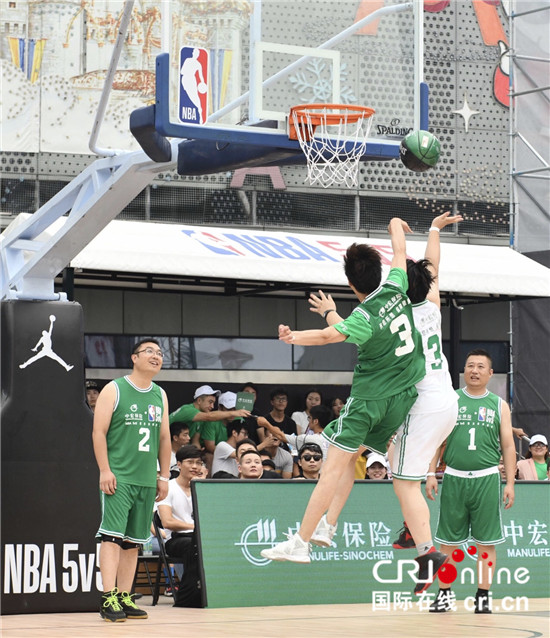 （供稿 文體列表 三吳大地南京 移動版）2018”NBA5v5“降臨南京 中宏保險助力賽事