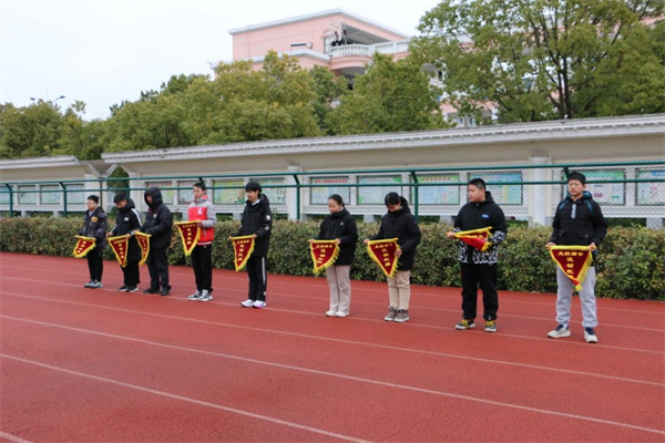 東臺市五烈鎮舉辦“勞模引領學雷鋒，點亮心燈助成長”主題活動_fororder_8