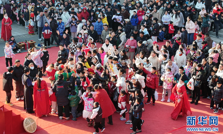 江蘇宿遷：“霸王”迎新 開門祈福