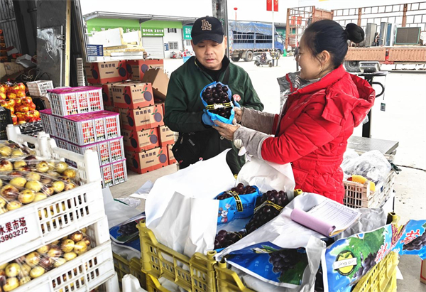 淮安宏進市場：新鮮水果上新 豐富市民的“菜籃”和“餐桌”