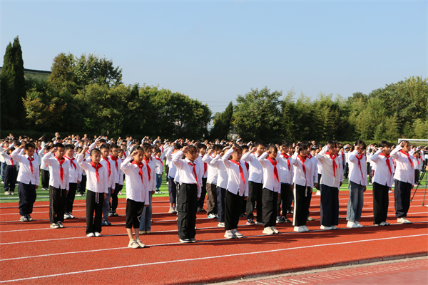 鹽城東臺市五烈鎮廉貽小學：讓勞模精神成為青少年成長的動力源泉