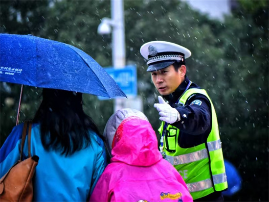 泰州“五有”交警王祥元：奮力書寫路暢人安的平安畫卷