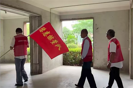 泰州海陵城西街道：織密保障網 退役軍人志願服務隊助力社區治理