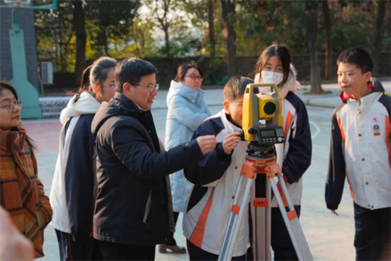 江蘇省地勘院覓“礦眼”有“底氣” 地質人春節前遠赴沙特國際作業