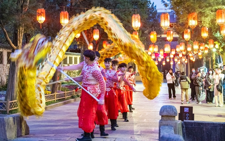 無錫：來惠山古鎮 把福帶回家