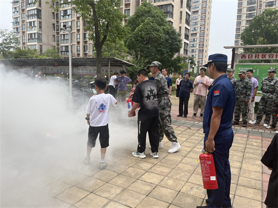 泰州海陵城西街道：織密保障網 退役軍人志願服務隊助力社區治理